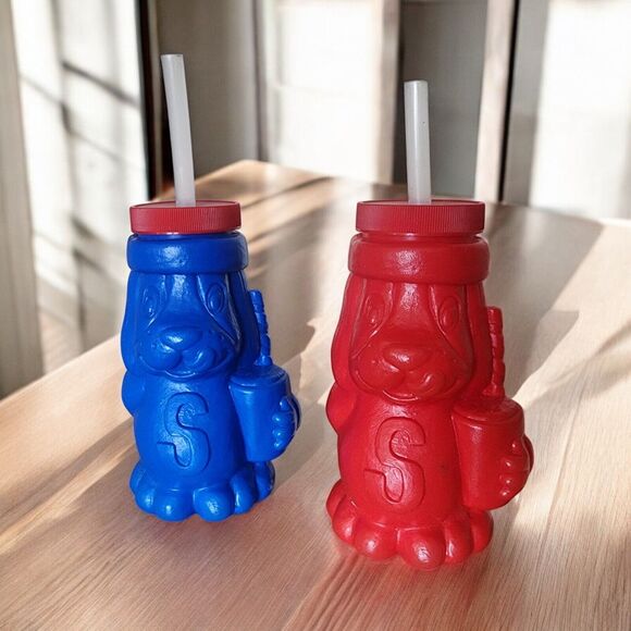 Vintage 1970’s Slush Puppies Collectible Plastic Dog Cups with Lids & Straws - Picture 1 of 16